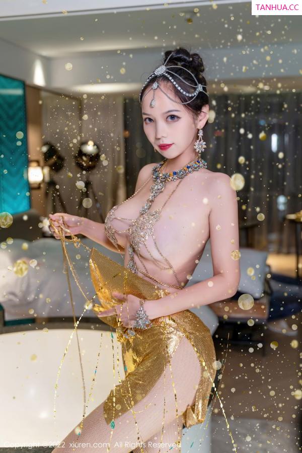 大美媚京  [XiuRen]高清写真图 2022.09.08 No.5559 大美妞儿第35张图片